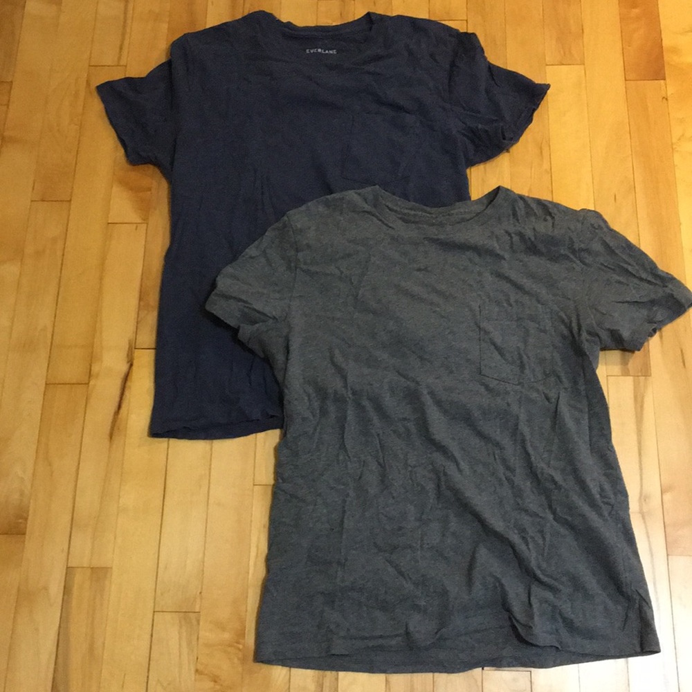 Two Everlane pocket tees